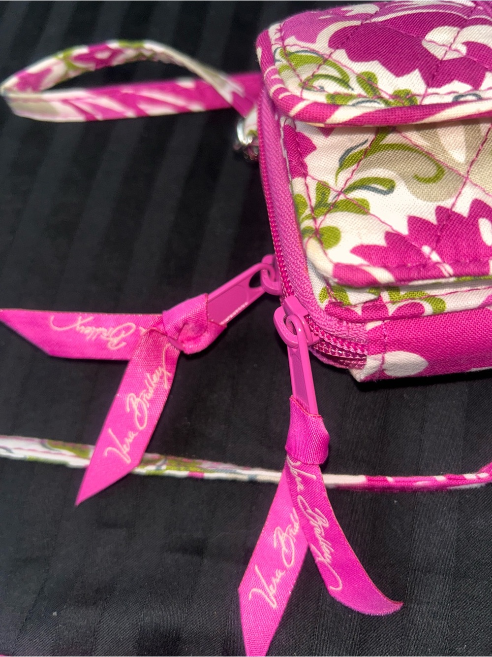 Vera Bradley Crossbody Wallet Retired Julep Tulip Pattern - Picture 7 of 7